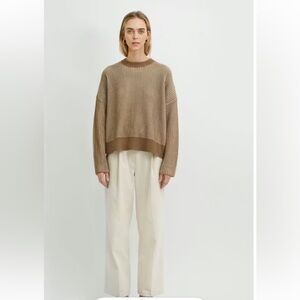 Oak + Fort sweater 2621 size oversized XS. Round neck, cropped brown/beige. Nice